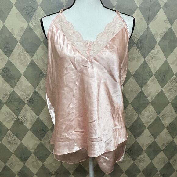 Flora 2-Piece Satin Pajama Set – Light Pink with Lace✨ - Picture 1 of 6